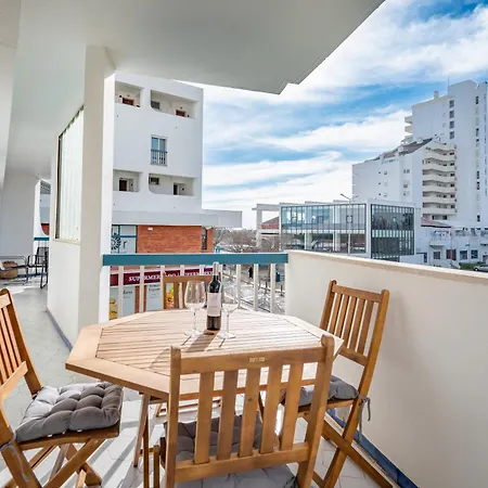 アパート Host Wise - Charming And Cozy Flat With Balcony
